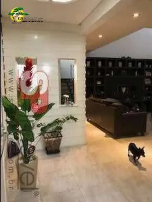 Foto 3 de Casa de Condomínio com 3 quartos à venda, 290m2 em Vila Albertina, São Paulo - SP