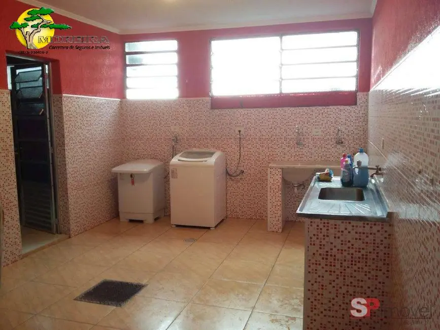 Foto 1 de Casa com 4 quartos à venda, 200m2 em Jardim Guarani, São Paulo - SP