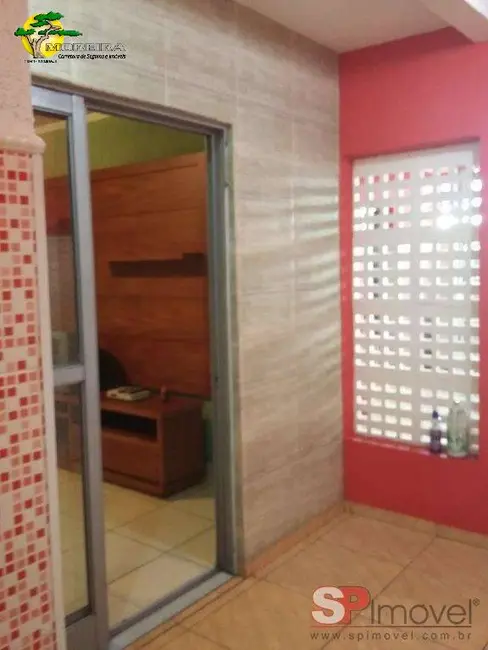 Casa com 4 quartos à venda, 200m2 em Jardim Guarani, São Paulo - SP - imagem 8 Foto 8 de Casa com 4 quartos à venda, 200m2 em Jardim Guarani, São Paulo - SP