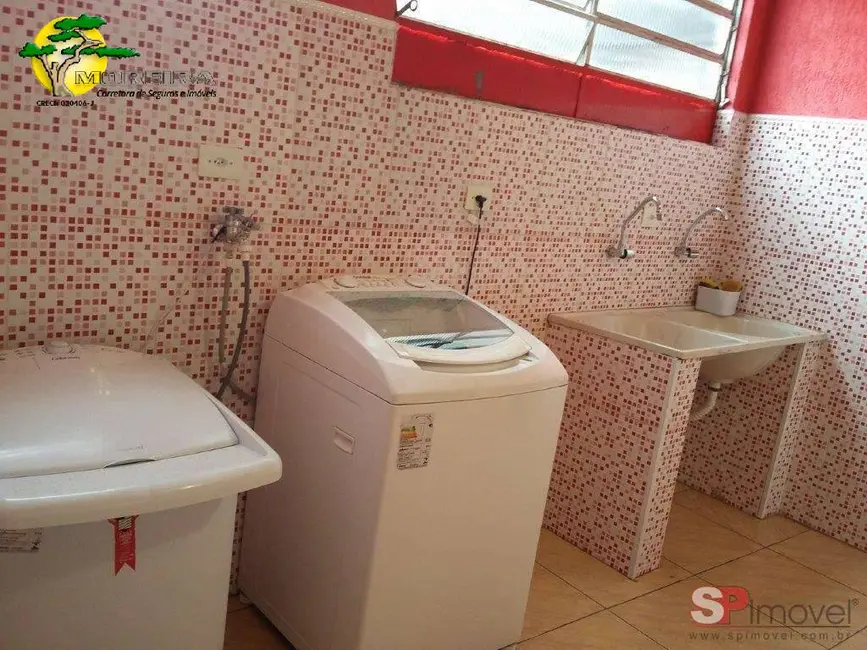 Foto 2 de Casa com 4 quartos à venda, 200m2 em Jardim Guarani, São Paulo - SP