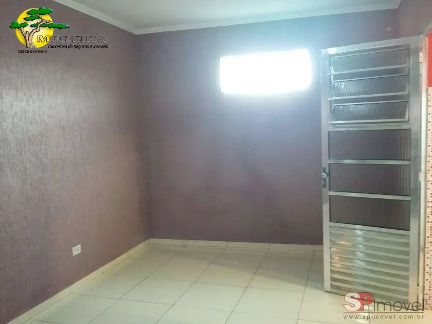 Casa com 4 quartos à venda, 200m2 em Jardim Guarani, São Paulo - SP - imagem 3 Foto 3 de Casa com 4 quartos à venda, 200m2 em Jardim Guarani, São Paulo - SP