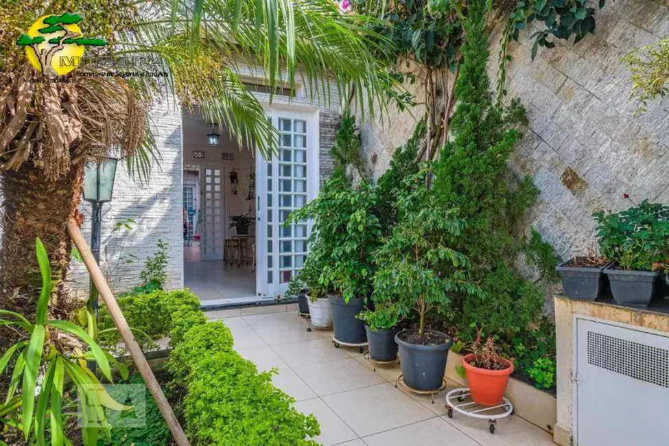 Sobrado com 4 quartos à venda, 225m2 em Vila Roque, São Paulo - SP - imagem 3 Foto 3 de Sobrado com 4 quartos à venda, 225m2 em Vila Roque, São Paulo - SP