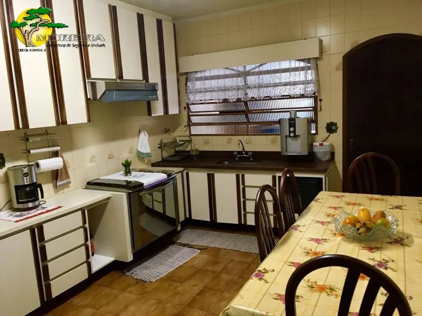 Foto 7 de Sobrado com 4 quartos à venda, 241m2 em Vila Maria Luisa, São Paulo - SP