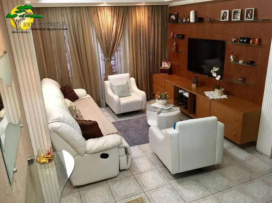 Foto 1 de Sobrado com 4 quartos à venda, 241m2 em Vila Maria Luisa, São Paulo - SP