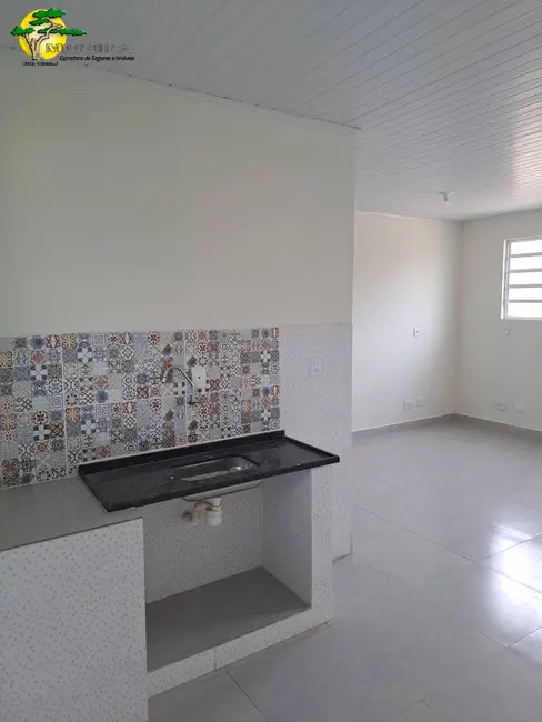 Foto 4 de Sala Comercial para alugar, 26m2 em Mombaça, Sao Roque - SP