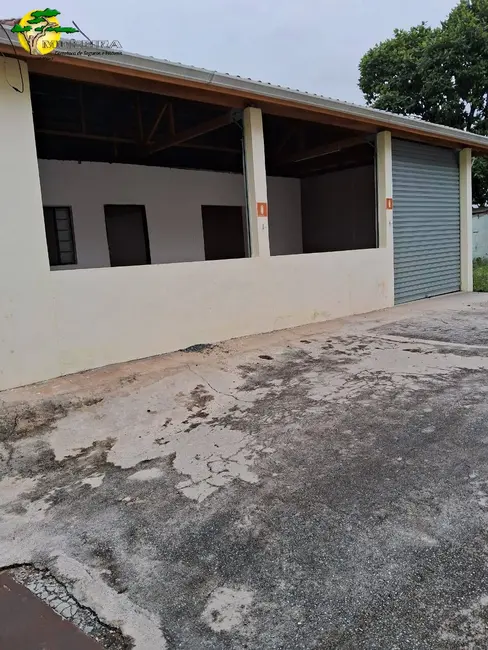 Armazém / Galpão para alugar, 150m2 em Parque São Jorge, São Paulo - SP - imagem 5 Foto 5 de Armazém / Galpão para alugar, 150m2 em Parque São Jorge, São Paulo - SP