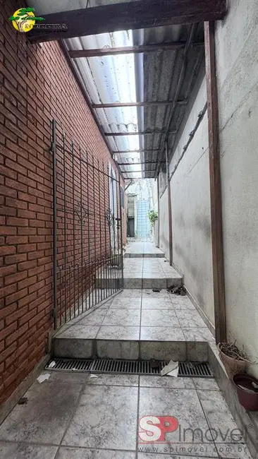 Foto 2 de Casa com 2 quartos para alugar, 180m2 em Água Fria, São Paulo - SP