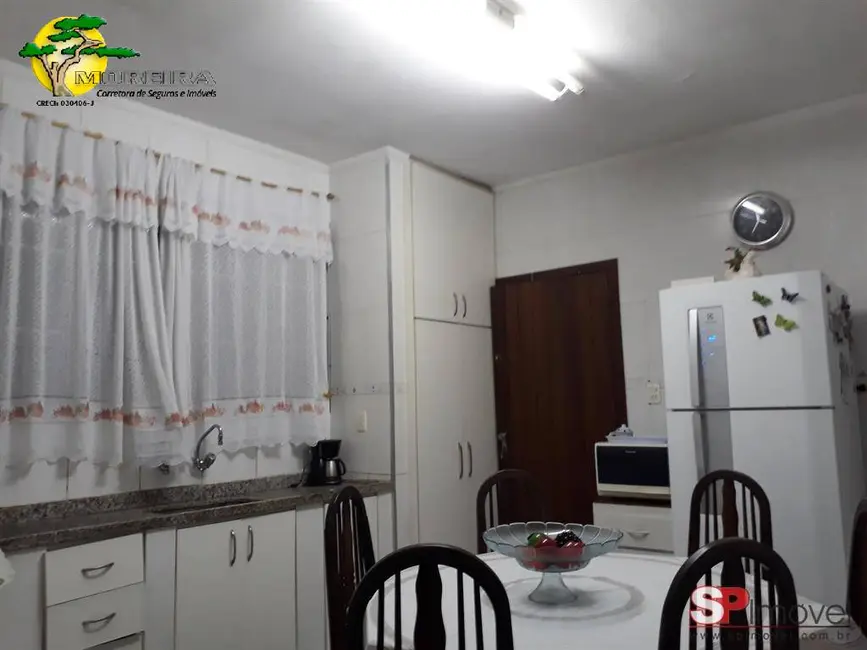 Foto 2 de Casa com 2 quartos à venda, 137m2 em Tremembé, São Paulo - SP