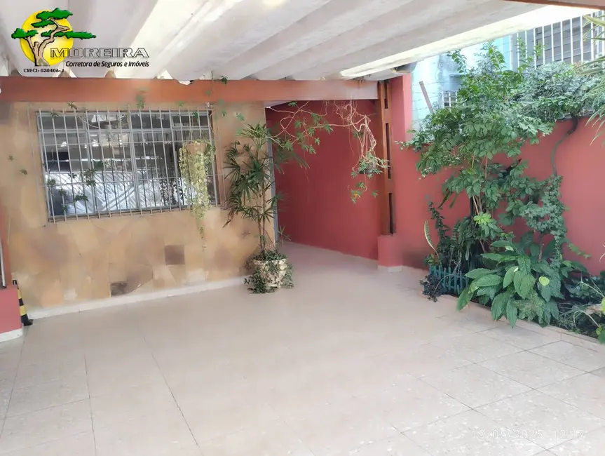 Foto 2 de Sobrado com 3 quartos para alugar, 180m2 em Jardim Centenário, São Paulo - SP