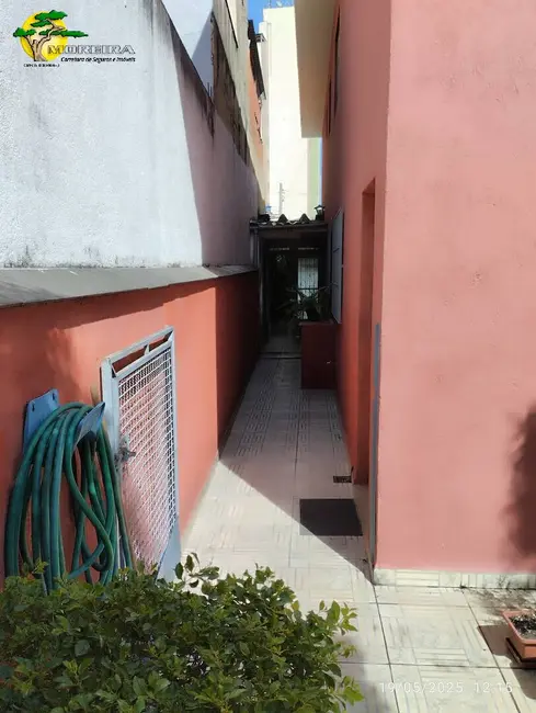 Foto 4 de Sobrado com 3 quartos à venda e para alugar, 180m2 em Jardim Centenário, São Paulo - SP