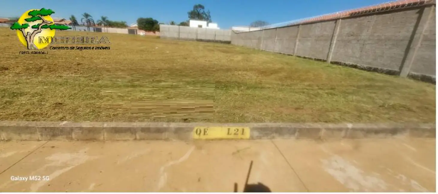 Foto 1 de Terreno / Lote à venda, 1000m2 em Porto Ferreira - SP