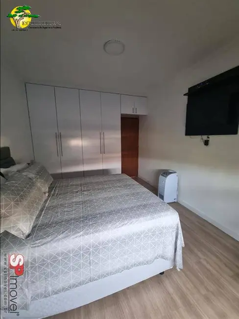 Sobrado com 2 quartos à venda, 114m2 em Santa Teresinha, São Paulo - SP - imagem 2 Foto 2 de Sobrado com 2 quartos à venda, 114m2 em Santa Teresinha, São Paulo - SP