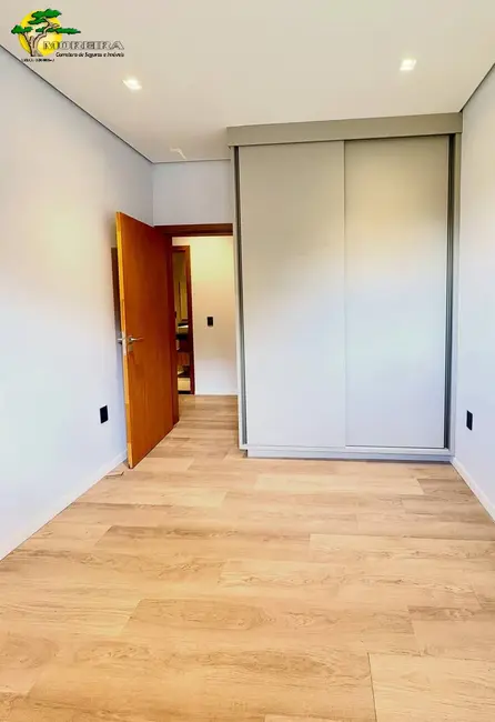 Foto 5 de Casa com 3 quartos à venda, 1000m2 em Cidade Planejada II, Braganca Paulista - SP