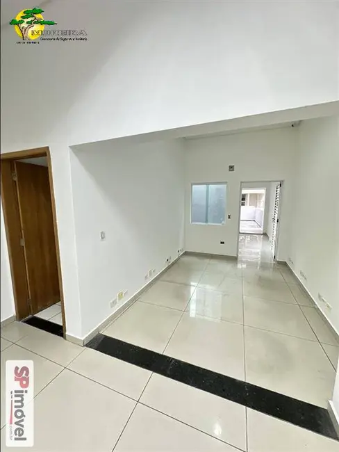 Sala Comercial para alugar, 220m2 em Vila Mazzei, São Paulo - SP - imagem 4 Foto 4 de Sala Comercial para alugar, 220m2 em Vila Mazzei, São Paulo - SP