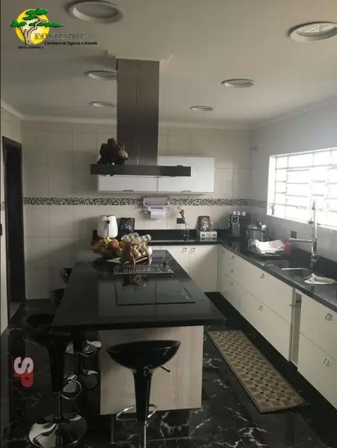 Casa com 3 quartos à venda, 288m2 em Santana, São Paulo - SP - imagem 5 Foto 5 de Casa com 3 quartos à venda, 288m2 em Santana, São Paulo - SP