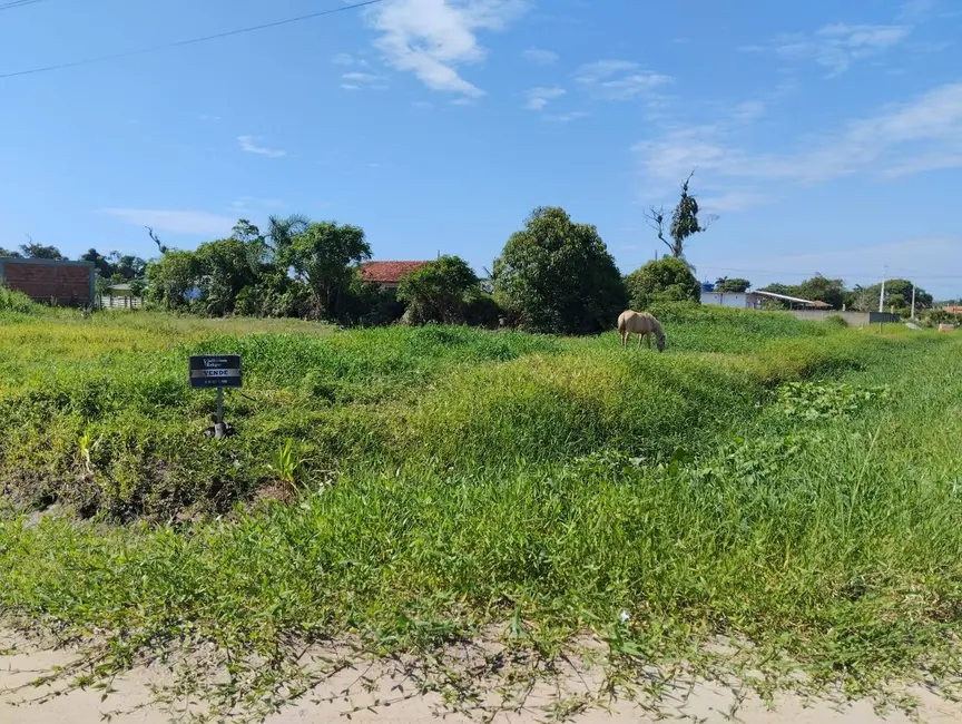 Foto 1 de Terreno / Lote à venda, 450m2 em Balneario Barra Do Sul - SC