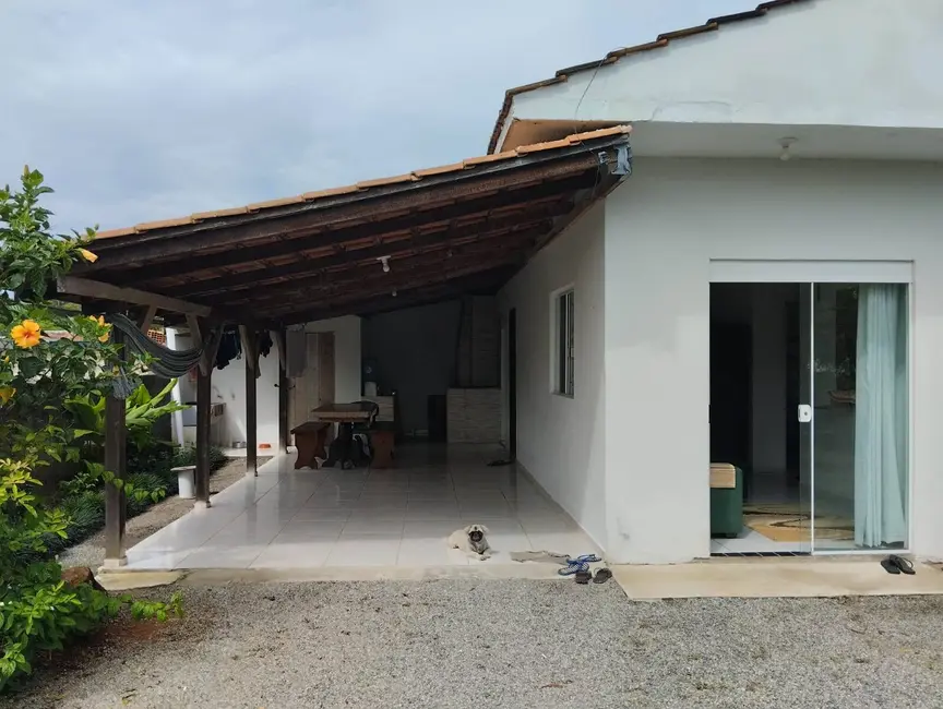 Foto 1 de Casa com 2 quartos à venda, 325m2 em Balneario Barra Do Sul - SC