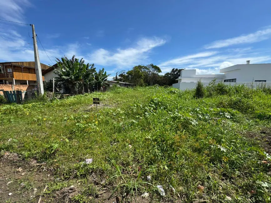 Foto 4 de Terreno / Lote à venda, 325m2 em Balneario Barra Do Sul - SC