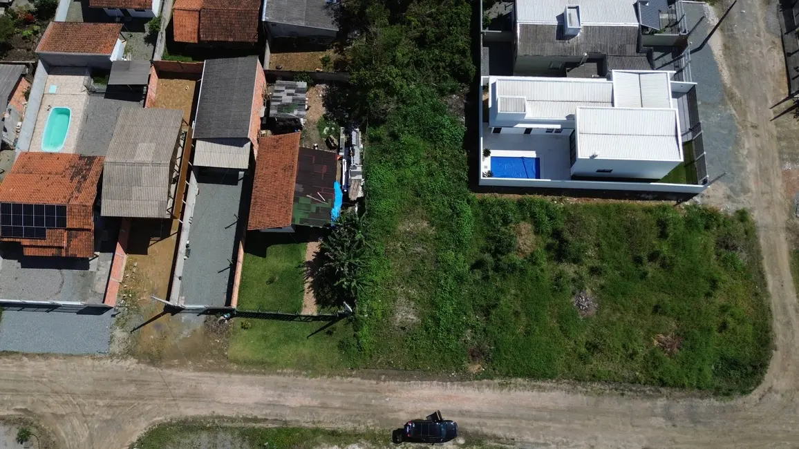 Foto 5 de Terreno / Lote à venda, 325m2 em Balneario Barra Do Sul - SC