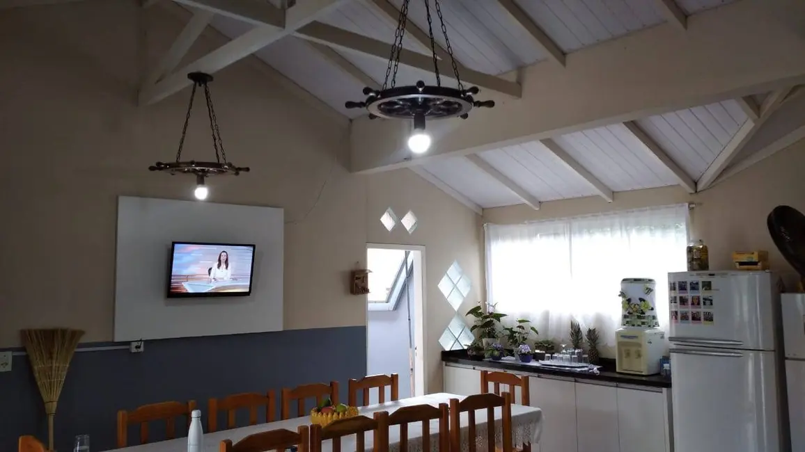 Casa com 3 quartos à venda em Balneario Barra Do Sul - SC - imagem 5 Foto 5 de Casa com 3 quartos à venda em Balneario Barra Do Sul - SC