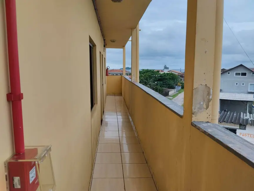 Kitnet com 15 quartos à venda, 50m2 em Centro, Balneario Barra Do Sul - SC - imagem 9 Foto 9 de Kitnet com 15 quartos à venda, 50m2 em Centro, Balneario Barra Do Sul - SC