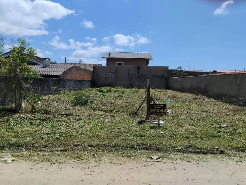 Foto 1 de Terreno / Lote à venda, 325m2 em Centro, Balneario Barra Do Sul - SC