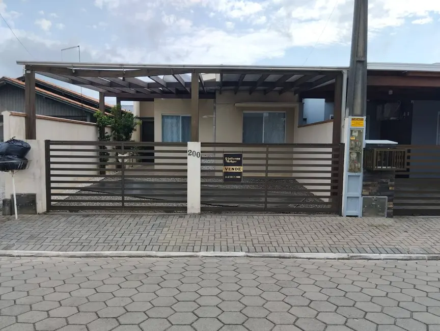 Foto 1 de Casa com 3 quartos à venda, 173m2 em Balneario Barra Do Sul - SC