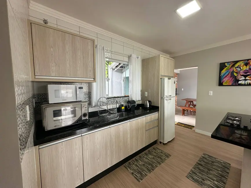 Foto 5 de Casa com 3 quartos à venda, 177m2 em Balneario Barra Do Sul - SC