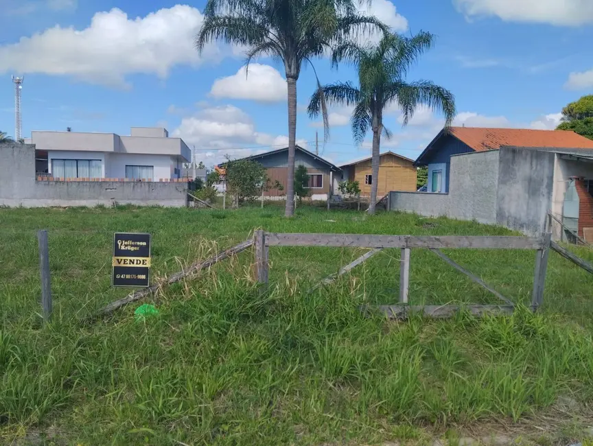 Foto 1 de Terreno / Lote à venda, 325m2 em Balneario Barra Do Sul - SC
