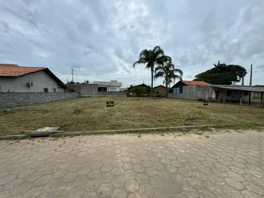 Foto 4 de Terreno / Lote à venda, 325m2 em Balneario Barra Do Sul - SC