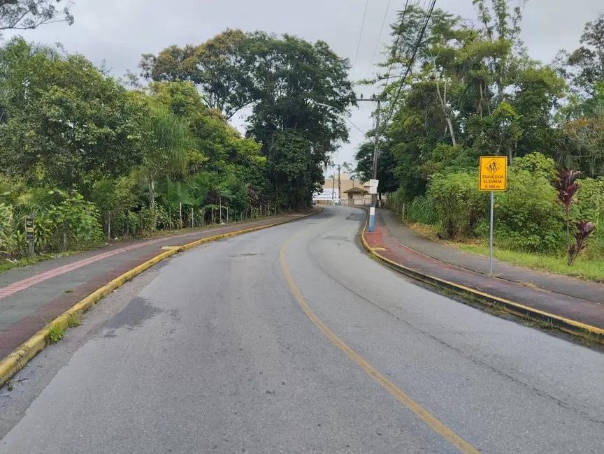 Terreno / Lote à venda, 1006m2 em Centro, Araquari - SC - imagem 4 Foto 4 de Terreno / Lote à venda, 1006m2 em Centro, Araquari - SC