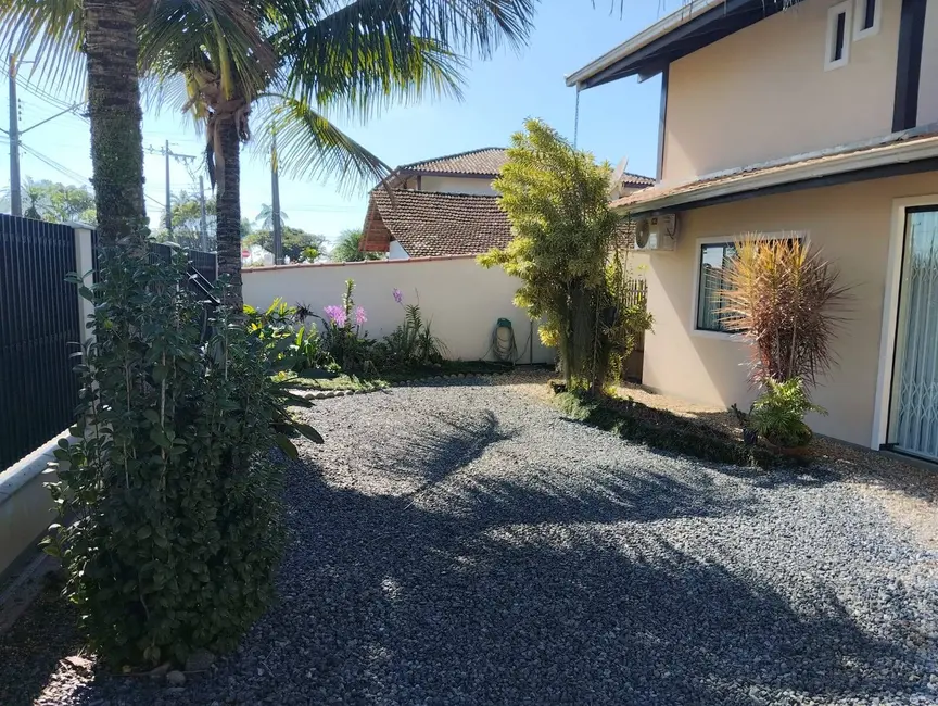 Foto 7 de Casa com 4 quartos à venda, 383m2 em Balneario Barra Do Sul - SC
