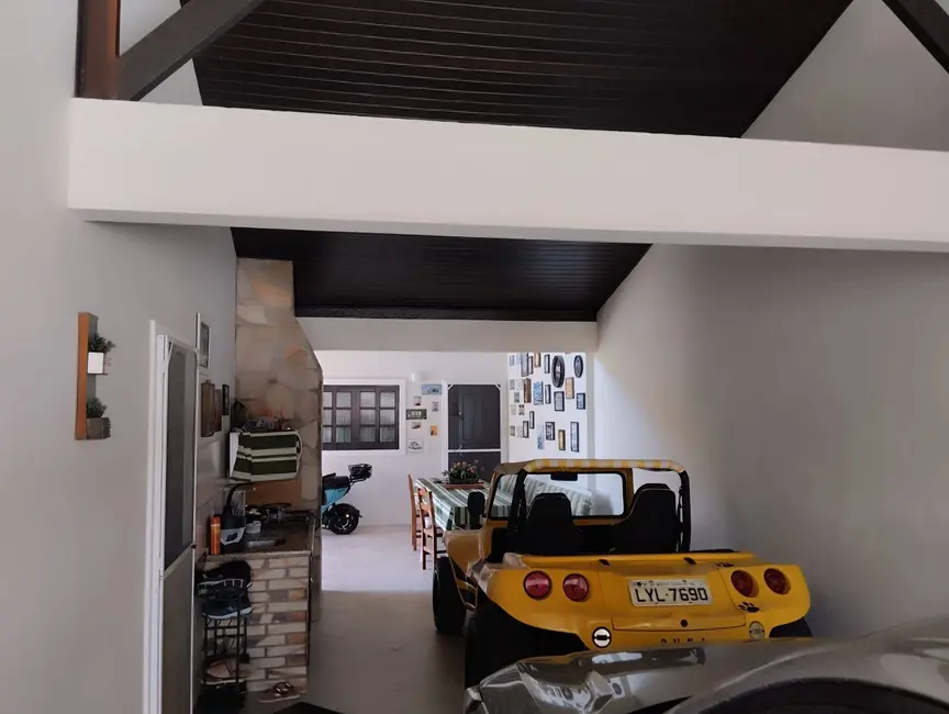 Foto 9 de Casa com 4 quartos à venda, 383m2 em Balneario Barra Do Sul - SC