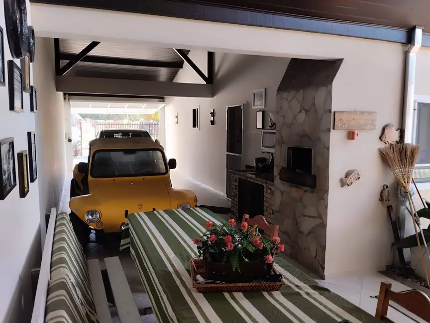 Foto 8 de Casa com 4 quartos à venda, 383m2 em Balneario Barra Do Sul - SC