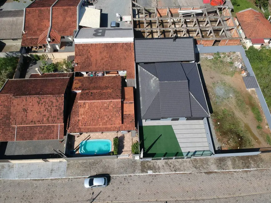 Foto 9 de Casa com 4 quartos à venda, 345m2 em Balneario Barra Do Sul - SC