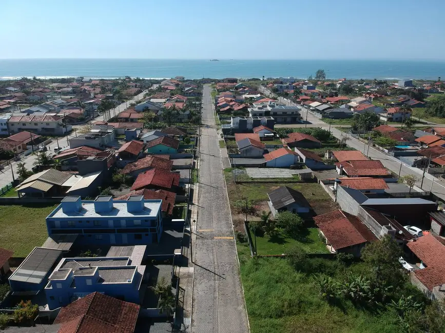 Foto 3 de Casa com 4 quartos à venda, 345m2 em Balneario Barra Do Sul - SC