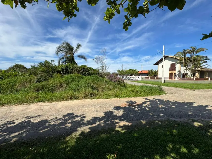 Foto 5 de Terreno / Lote à venda, 450m2 em Balneario Barra Do Sul - SC