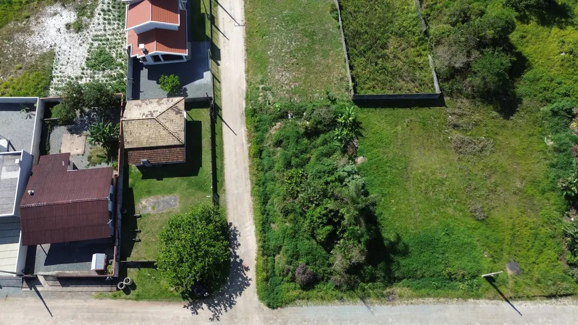 Foto 7 de Terreno / Lote à venda, 450m2 em Balneario Barra Do Sul - SC