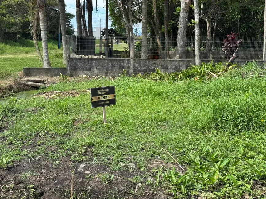 Foto 8 de Terreno / Lote à venda em Balneario Barra Do Sul - SC