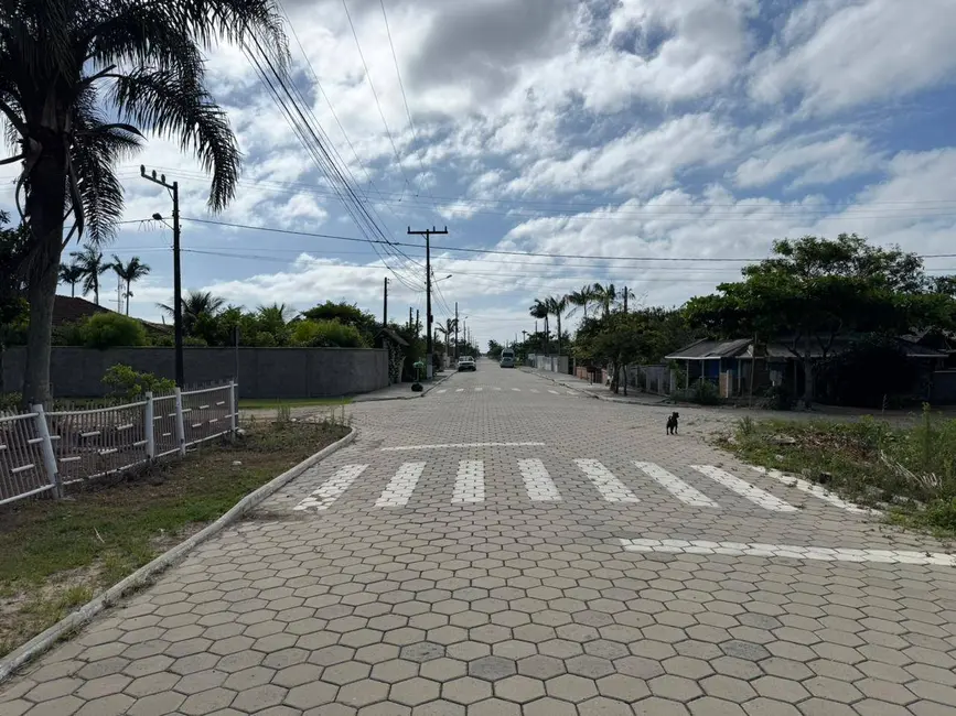 Foto 2 de Casa com 2 quartos à venda, 325m2 em Balneario Barra Do Sul - SC