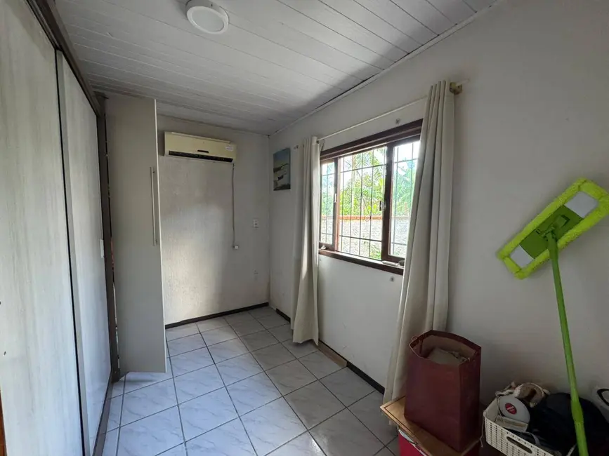 Foto 8 de Casa com 4 quartos à venda, 288m2 em Centro, Balneario Barra Do Sul - SC