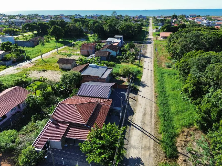 Foto 2 de Casa com 4 quartos à venda, 420m2 em Balneario Barra Do Sul - SC