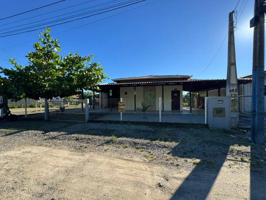Foto 4 de Casa com 4 quartos à venda, 420m2 em Balneario Barra Do Sul - SC