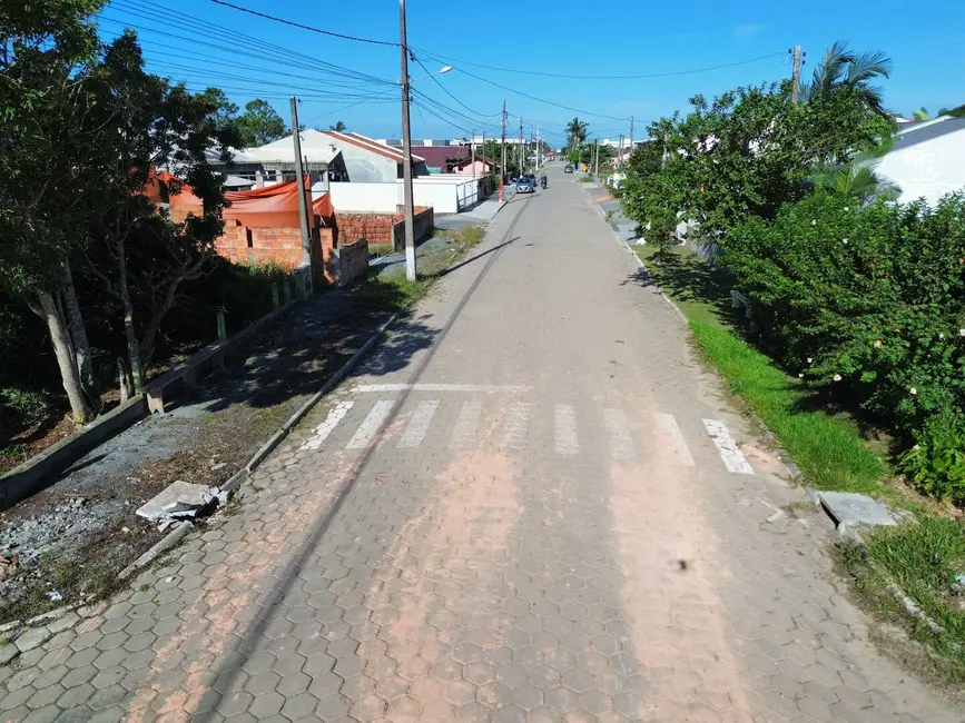 Foto 4 de Terreno / Lote à venda, 325m2 em Balneario Barra Do Sul - SC