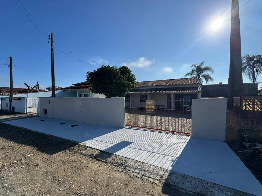 Foto 1 de Casa com 4 quartos à venda, 288m2 em Centro, Balneario Barra Do Sul - SC