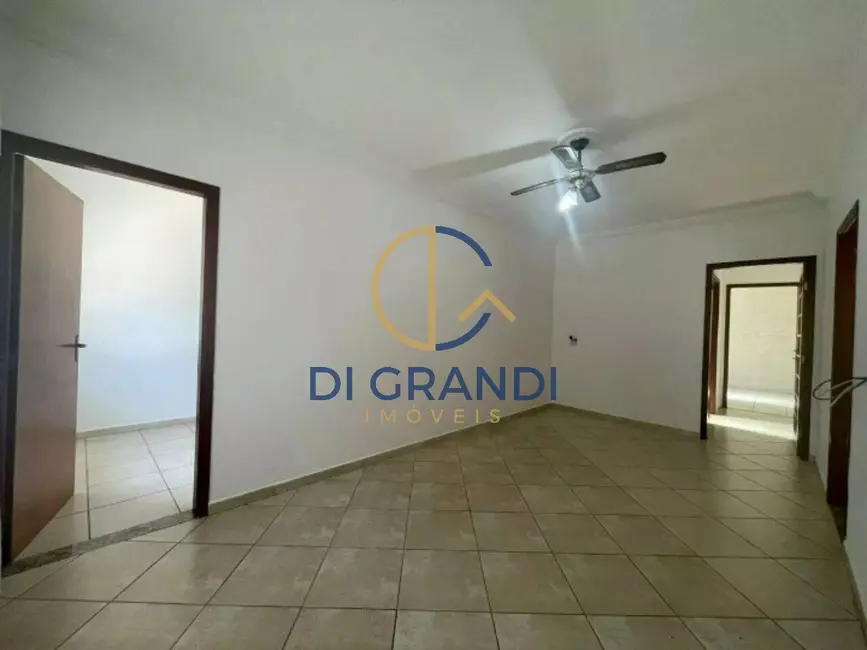 Casa com 3 quartos à venda, 158m2 em Vila Clayton, Valinhos - SP - imagem 3 Foto 3 de Casa com 3 quartos à venda, 158m2 em Vila Clayton, Valinhos - SP