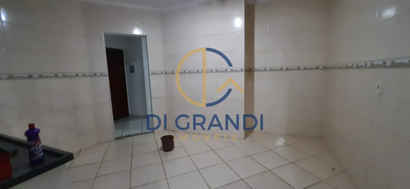 Casa com 2 quartos à venda, 170m2 em Jardim Santa Terezinha, Campinas - SP - imagem 4 Foto 4 de Casa com 2 quartos à venda, 170m2 em Jardim Santa Terezinha, Campinas - SP