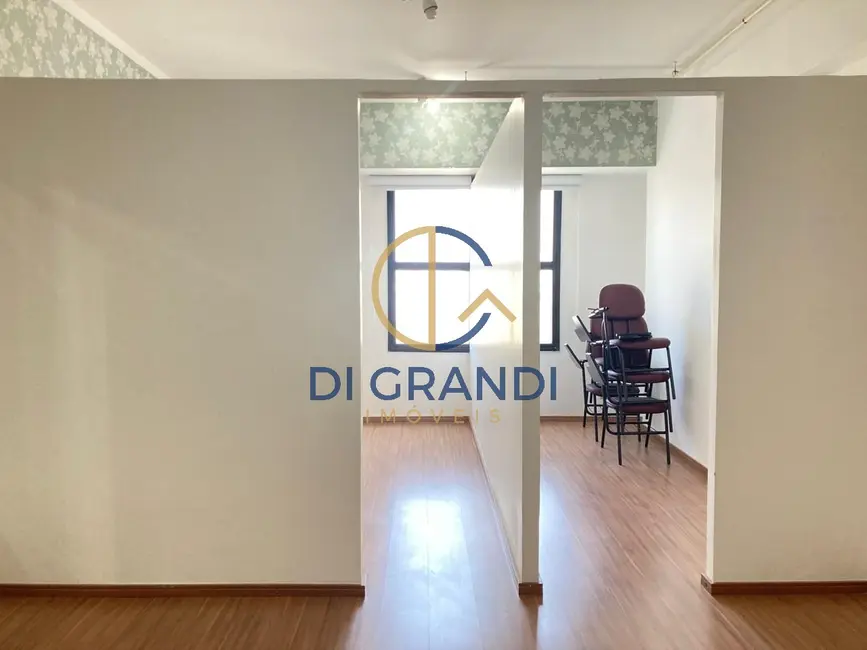 Sala Comercial à venda e para alugar, 35m2 em Centro, Campinas - SP - imagem 3 Foto 3 de Sala Comercial à venda e para alugar, 35m2 em Centro, Campinas - SP