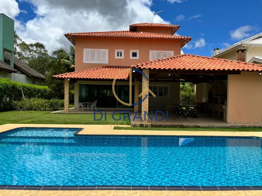 Foto 1 de Casa de Condomínio com 5 quartos à venda, 450m2 em Guararema - SP