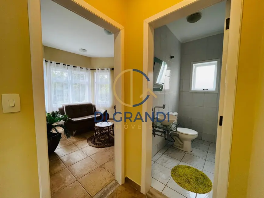 Casa de Condomínio com 5 quartos à venda, 450m2 em Guararema - SP - imagem 4 Foto 4 de Casa de Condomínio com 5 quartos à venda, 450m2 em Guararema - SP